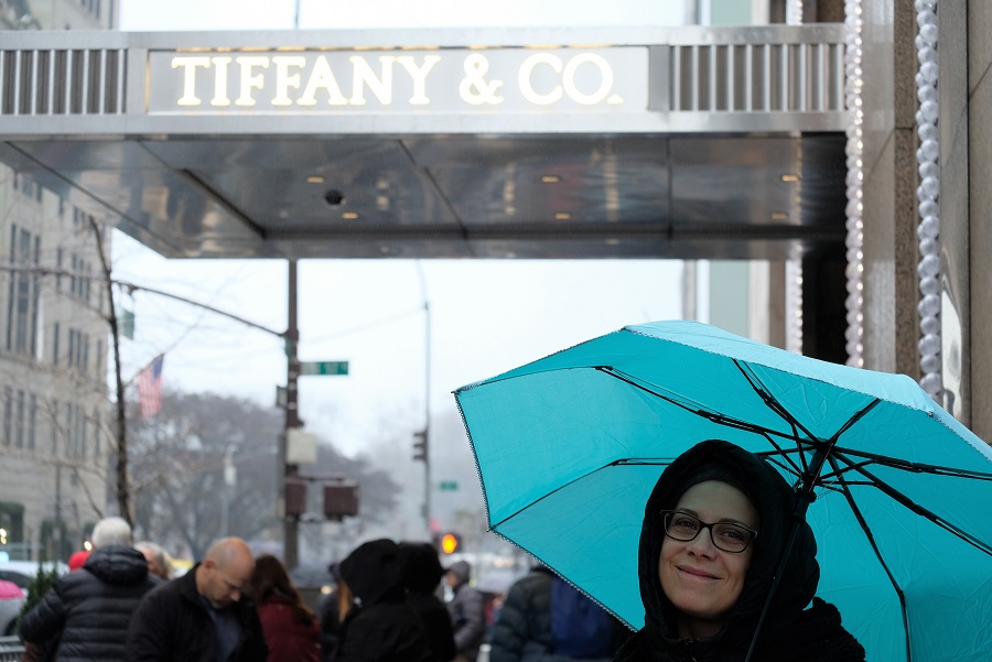 Tiffany & Co NYC in un giorno di pioggia