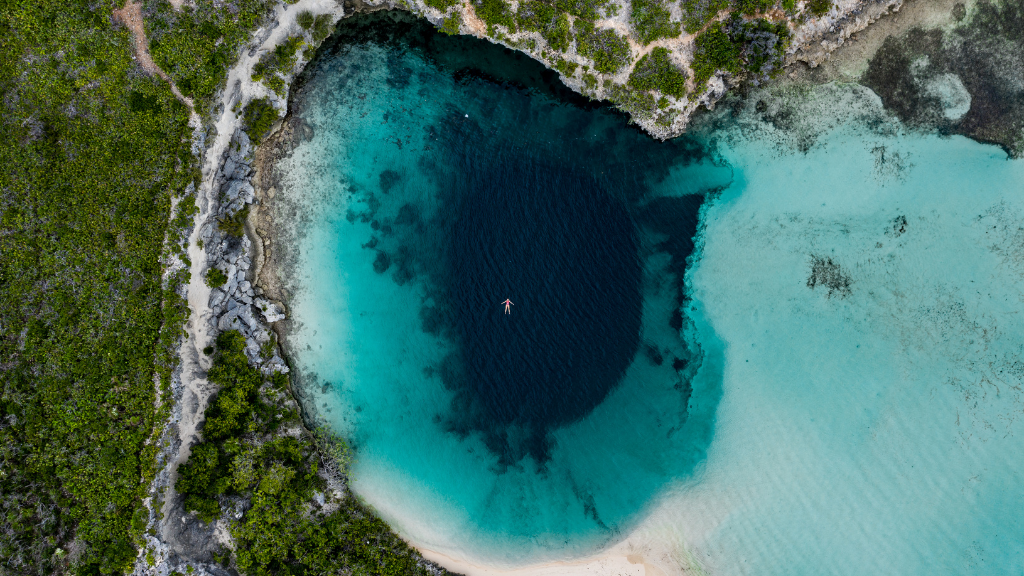 Viaggio di nozze alle Bahamas: i Blue Hole